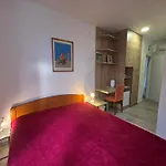 23 * Makarska